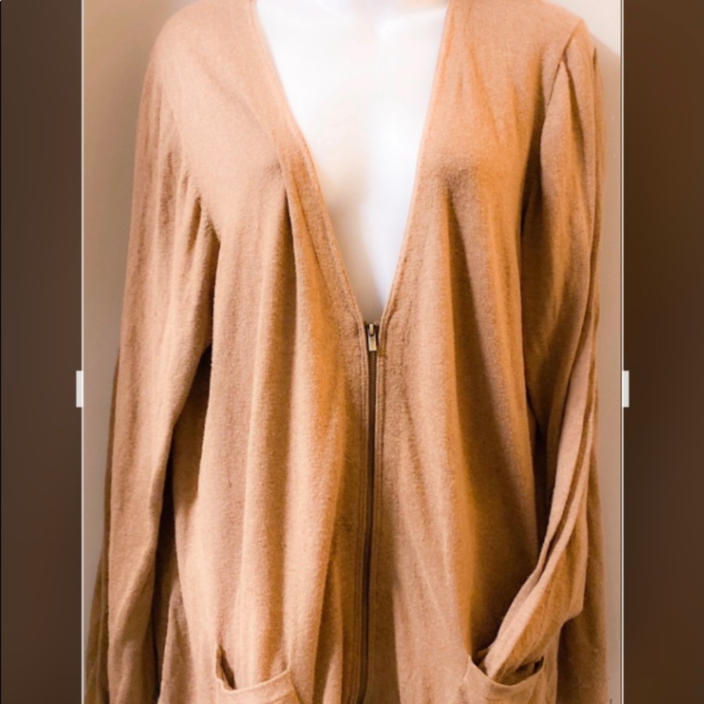 Lane Bryant 22/24 long sleeve zip cardigan tan